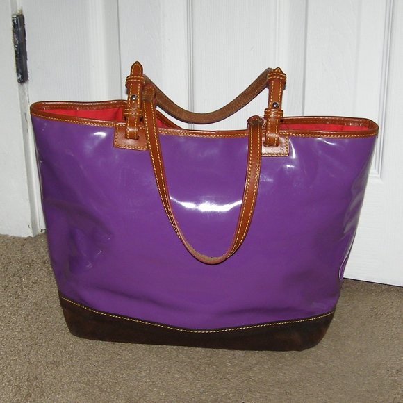 💜👜 Dooney & Bourke Purple Patent leather tote bag EUC - Picture 6 of 15